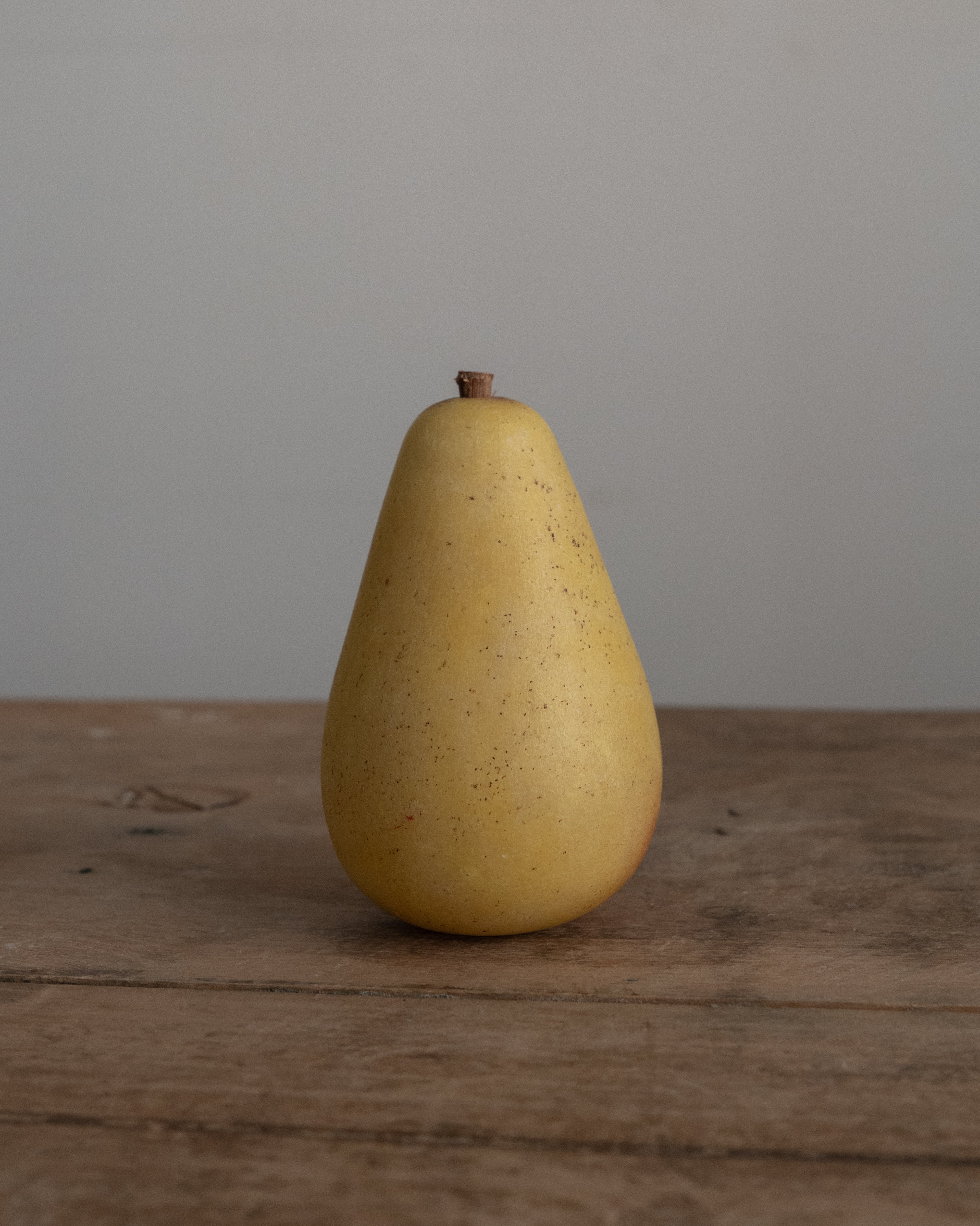 Italian Alabaster Fruit Object AN-5129